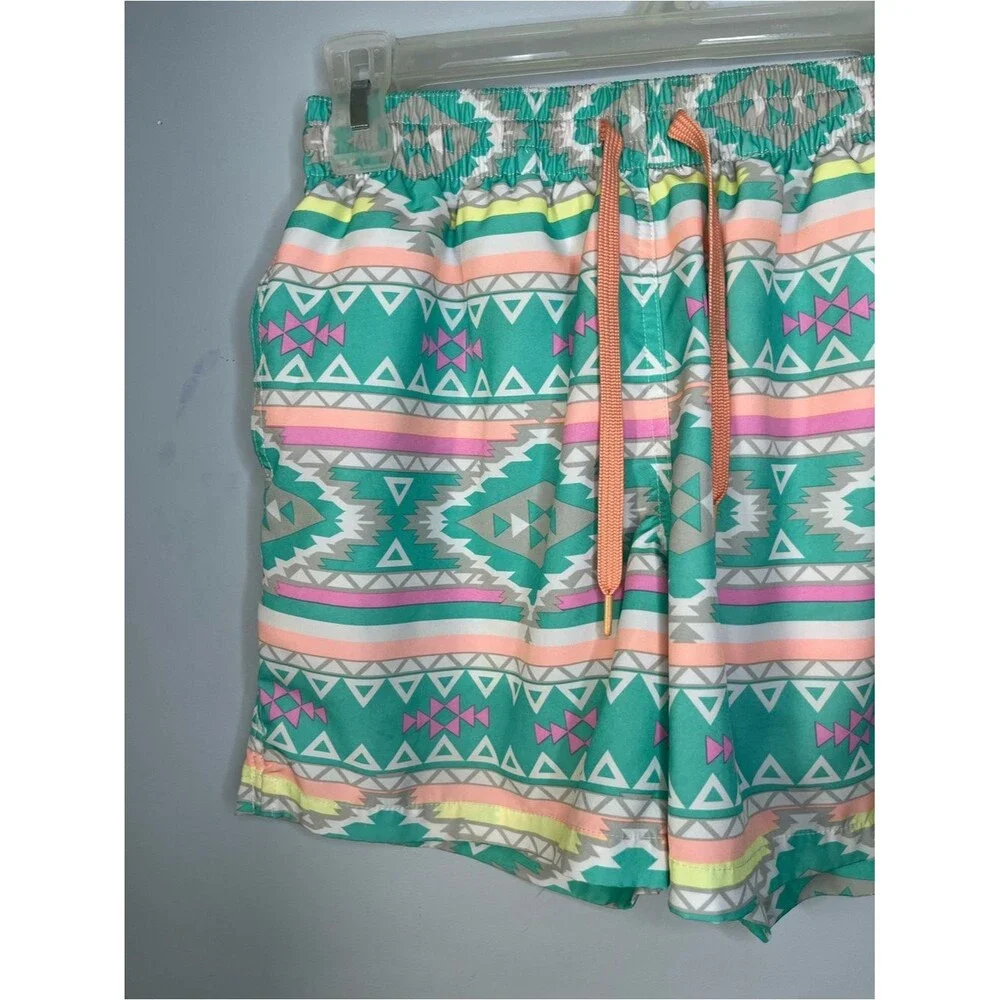 chubbies The En Fuegos Teal Geometric 5.5 Inch Classic Swim Trunks Size Small